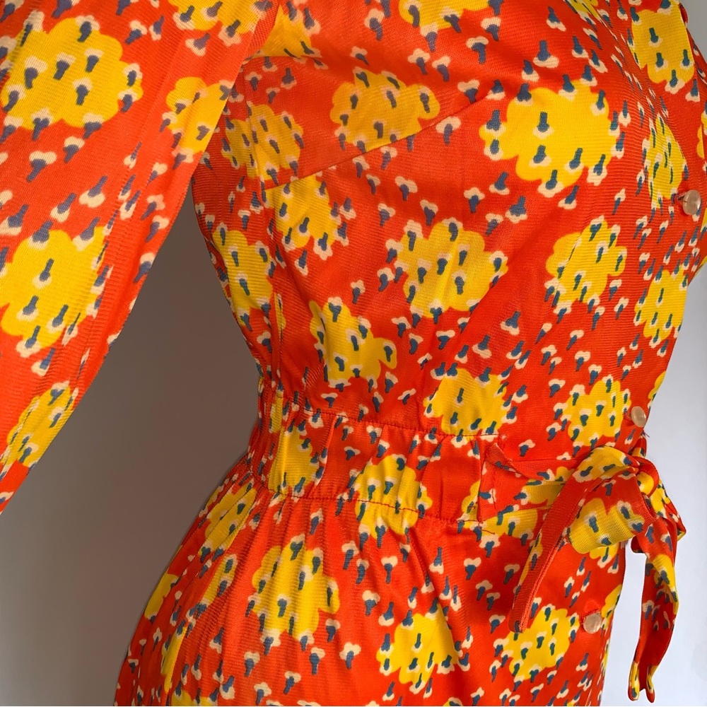 f u n k y :: True Vintage Mod Unique Floral Buttoned Shirt Dress - Picture 13 of 15